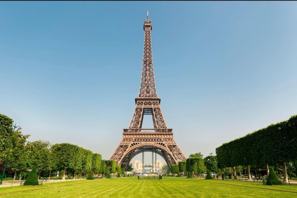 Suite Paris, Tour Eiffel, Champs Elysees Exteriör bild